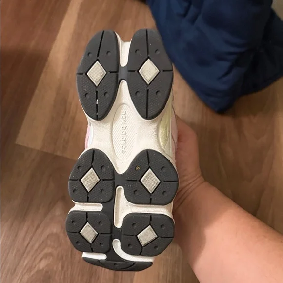 New Balance Kids Pink & Cream Suede Mesh Sneakers - Picture 4 of 7